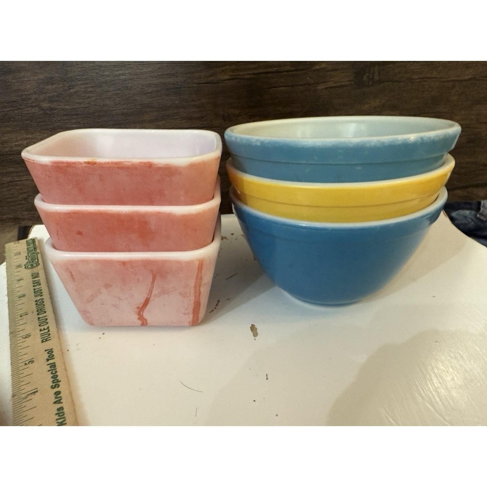 Vintage Pyrex Primary Color Bowls Red Fridgie Yellow Blue 401 Mixing Bowl Lot